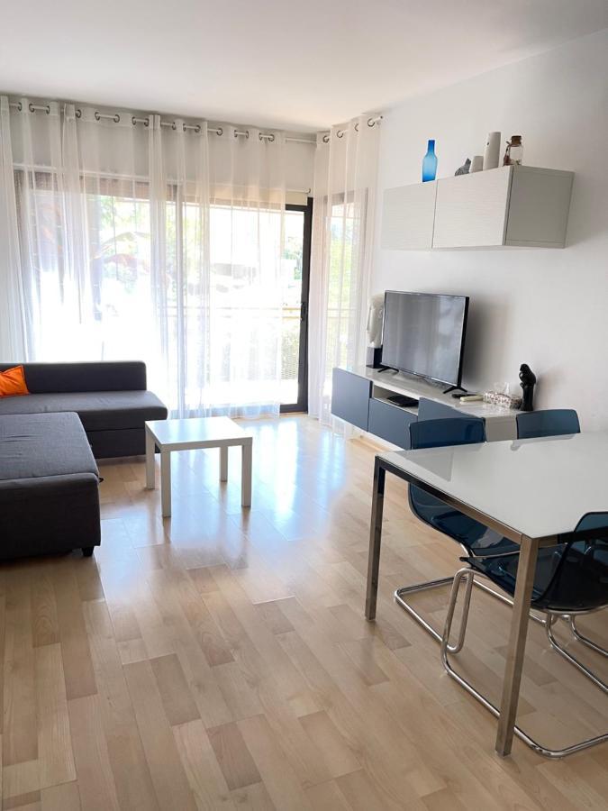 Sunny Apartment Sa Boadella Big Solarium Sea View Лорет де Мар Екстериор снимка