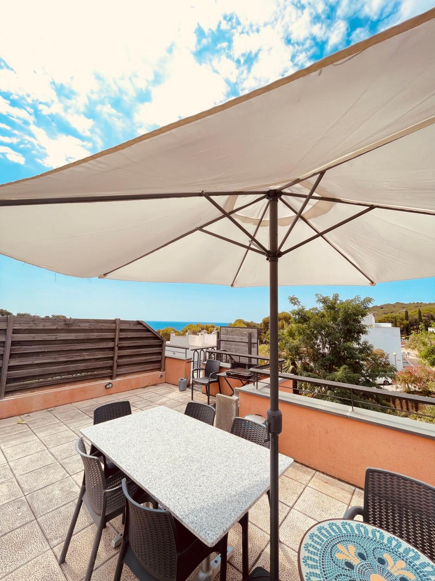 Sunny Apartment Sa Boadella Big Solarium Sea View Лорет де Мар Екстериор снимка